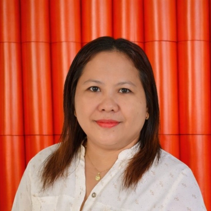 Mary Empeynado, Sales Development Representative at Custom Hi-Vis Vests